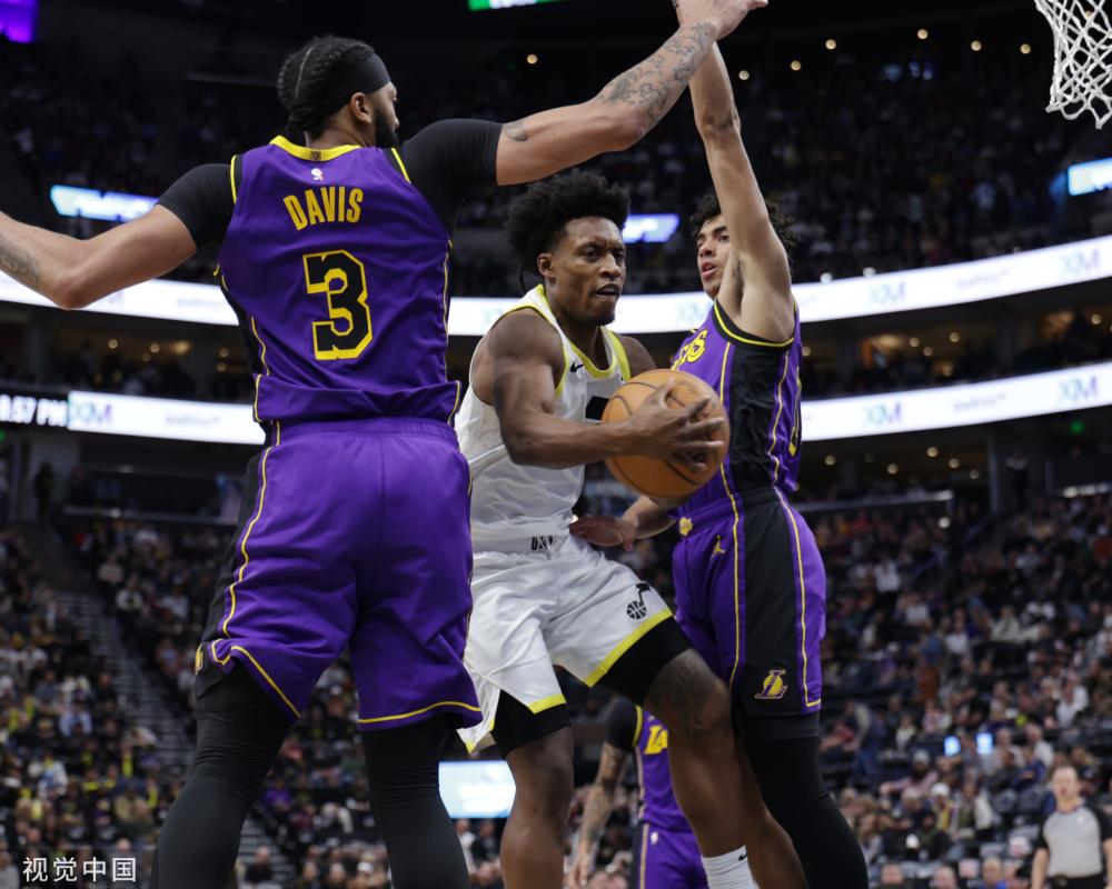 熠熠生辉的 熠熠生辉的