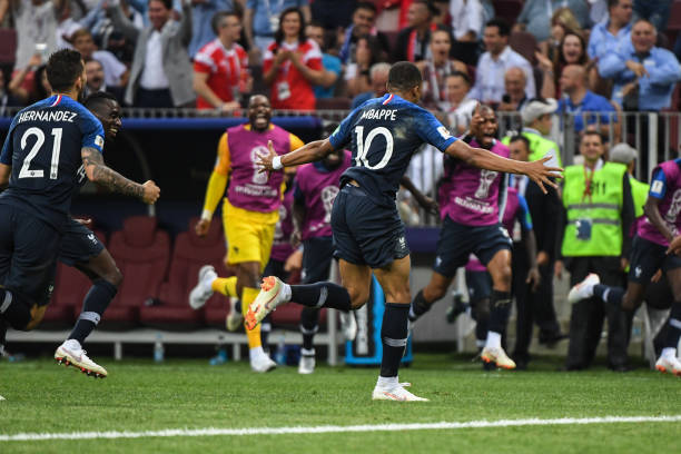 却从未在比 却从未在比